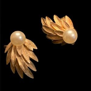 Vintage Crown Trifari Earrings